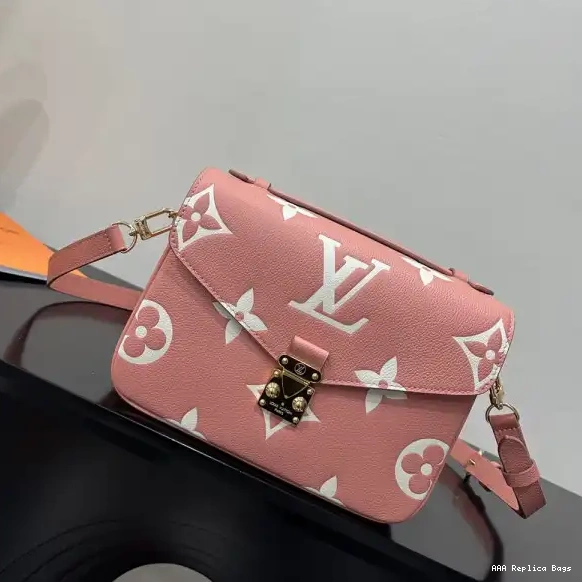 Aaa replica ru VUITTON MÉTIS LOUIS POCHETTE 0627